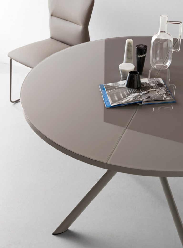 Jedálenský stôl Giove Glass